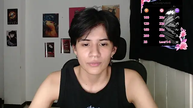 Snapshot of Dha_lia0 chatting on November 3, 4:25 am Dha lia0 online show from November 3, 4:25 am