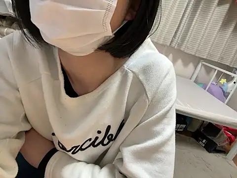Snapshot of riri_riri_jp chatting on April 25, 9:12 am riri riri jp online show from April 25, 9:12 am