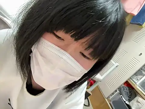 Snapshot of riri_riri_jp chatting on April 30, 10:43 am riri riri jp online show from April 30, 10:43 am