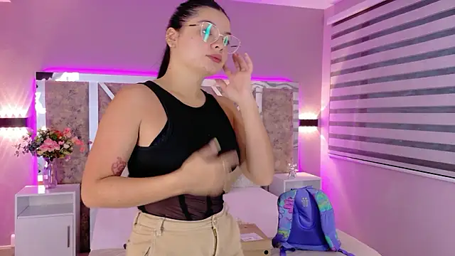 Snapshot of ValeriaOrtega chatting on February 27, 12:16 pm ValeriaOrtega online show from February 27, 12:16 pm