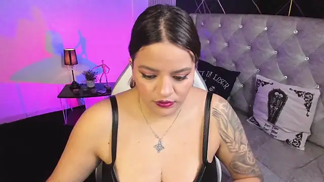 victoria  floyd online show from February 7, 2:54 pm