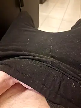 Snapshot of guilove5 chatting on January 18, 7:15 pm guilove5 online show from January 18, 7:15 pm