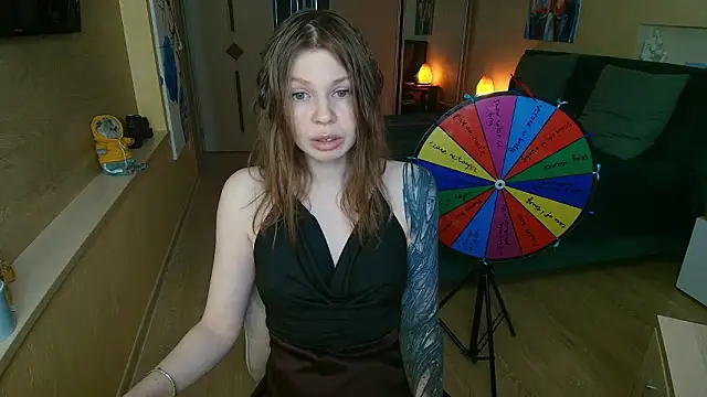 Snapshot of ReginaSparkle chatting on February 6, 5:12 am ReginaSparkle online show from February 6, 5:12 am