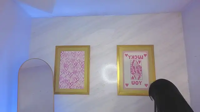 Paulette v online show from March 17, 1:03 pm