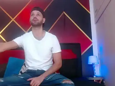 Snapshot of Cristian_white chatting on February 14, 2:02 pm Cristian white online show from February 14, 2:02 pm