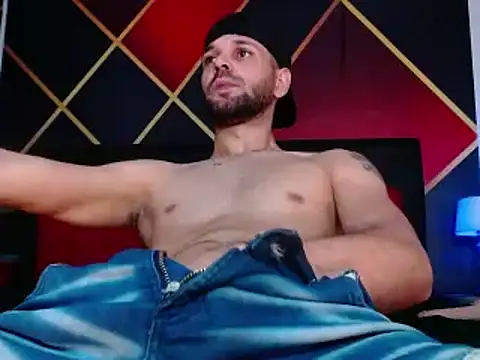 Snapshot of Cristian_white chatting on March 14, 7:12 pm Cristian white online show from March 14, 7:12 pm