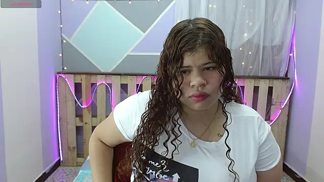 Allysson3 online show from January 21, 7:50 pm