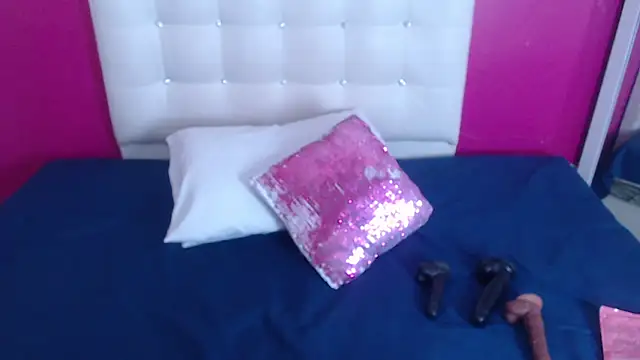 tinyy whore18 online show from February 12, 6:52 am