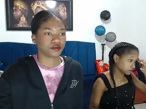 Snapshot of LITTLEDOLLHOT chatting on February 24, 2:15 pm LITTLEDOLLHOT online show from February 24, 2:15 pm