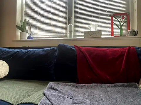 Snapshot of Prolapse_Pig chatting on October 19, 4:40 pm Prolapse Pig online show from October 19, 4:40 pm