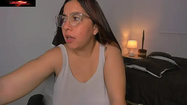 brithany olson25 online show from January 29, 5:40 am