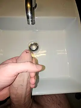 Snapshot of BigDick_97 chatting on January 19, 6:43 pm BigDick 97 online show from January 19, 6:43 pm