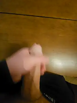 Snapshot of BigDick_97 chatting on January 25, 12:27 am BigDick 97 online show from January 25, 12:27 am