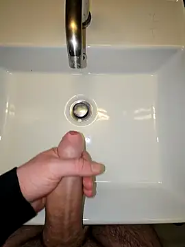 Snapshot of BigDick_97 chatting on January 28, 1:38 pm BigDick 97 online show from January 28, 1:38 pm