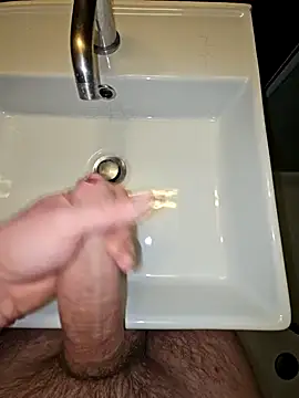 Snapshot of BigDick_97 chatting on February 12, 1:16 pm BigDick 97 online show from February 12, 1:16 pm