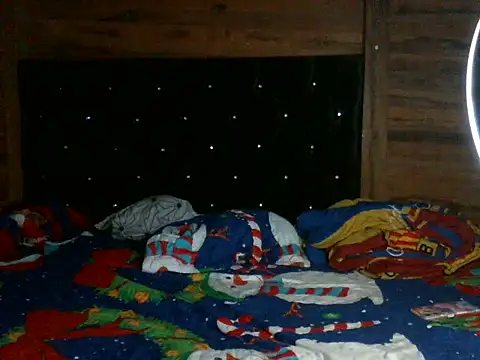 Snapshot of Lily_Sweet24 chatting on November 25, 12:49 pm Lily Sweet24 online show from November 25, 12:49 pm