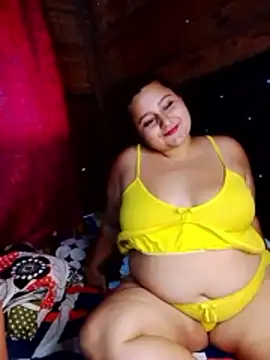 Snapshot of Lily_Sweet24 chatting on January 8, 9:39 pm Lily Sweet24 online show from January 8, 9:39 pm