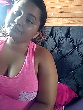Snapshot of Lily_Sweet24 chatting on April 23, 5:48 pm Lily Sweet24 online show from April 23, 5:48 pm