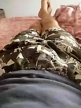 Snapshot of ALEX19833 chatting on January 26, 11:06 am ALEX19833 online show from January 26, 11:06 am