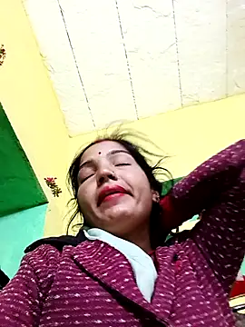 Bhuvi Bedi online show from February 8, 4:47 pm