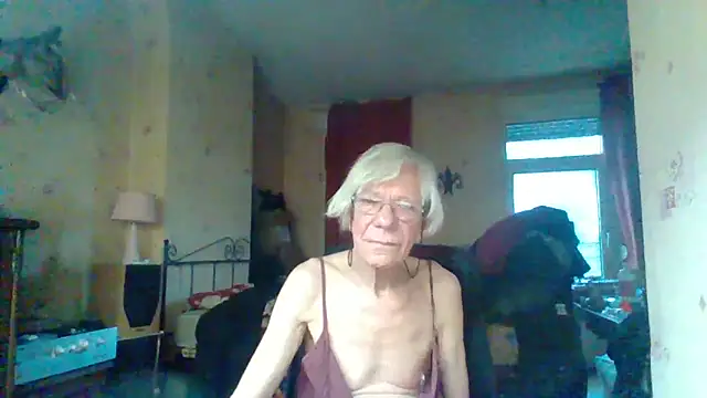 Snapshot of rosanetrav chatting on March 24, 5:56 am rosanetrav online show from March 24, 5:56 am