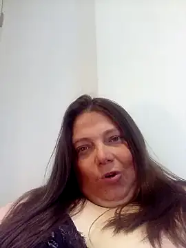 HotHornyEmmaX online show from February 1, 12:26 pm