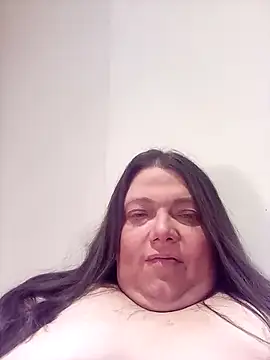 HotHornyEmmaX online show from February 7, 6:35 am