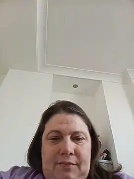 Snapshot of HotHornyEmmaX chatting on July 23, 6:33 am HotHornyEmmaX online show from July 23, 6:33 am