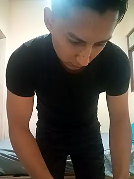 LuisMex1998 online show from February 20, 9:00 am