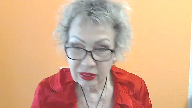 NessyJenixs online show from April 21, 1:28 pm