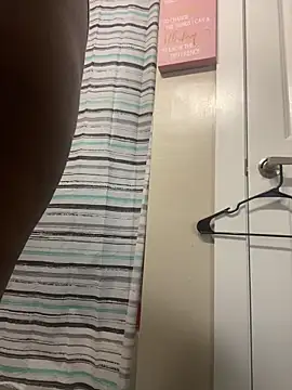 theprettysoles online show from April 7, 2:50 pm