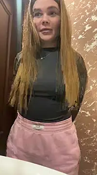 ella zzz online show from March 4, 1:17 pm