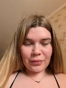 ella zzz online show from April 7, 2:17 pm