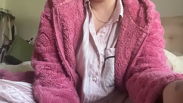 blissdimicco online show from April 4, 1:30 pm