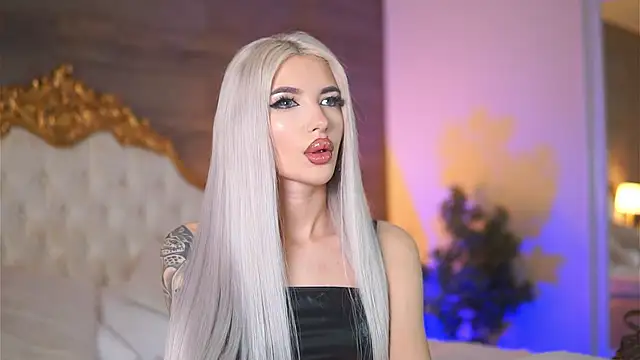 Juicy Jessye online show from February 25, 7:47 pm