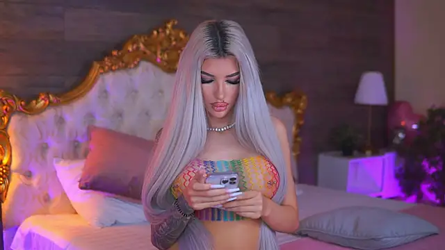 Snapshot of Juicy_Jessye chatting on February 22, 9:35 pm Juicy Jessye online show from February 22, 9:35 pm