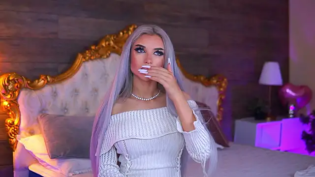 Juicy Jessye online show from March 4, 9:32 pm