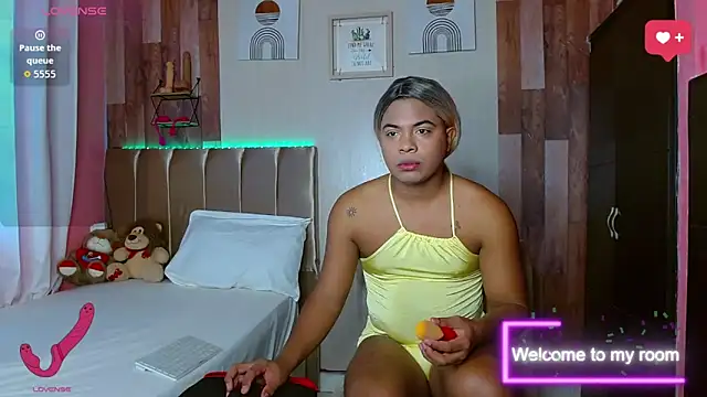 electrabrowns online show from October 29, 8:10 pm