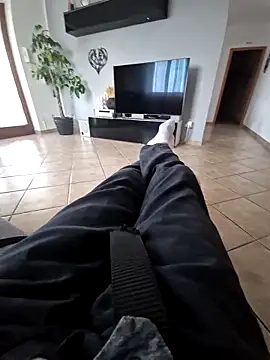 Velly82 online show from April 15, 3:52 pm