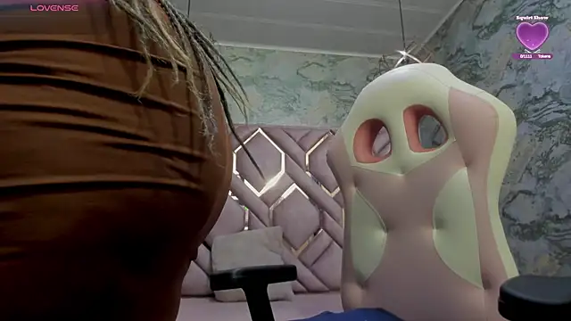 nefertiti ebony online show from November 25, 4:34 am