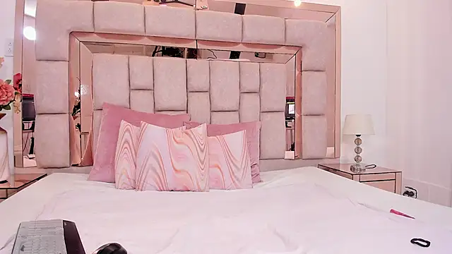 Snapshot of taliarussel chatting on January 22, 10:05 pm taliarussel online show from January 22, 10:05 pm