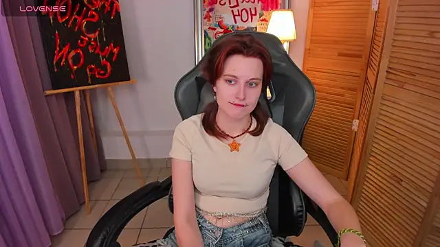 Snapshot of Jiffyyo chatting on January 30, 9:04 am Jiffyyo online show from January 30, 9:04 am