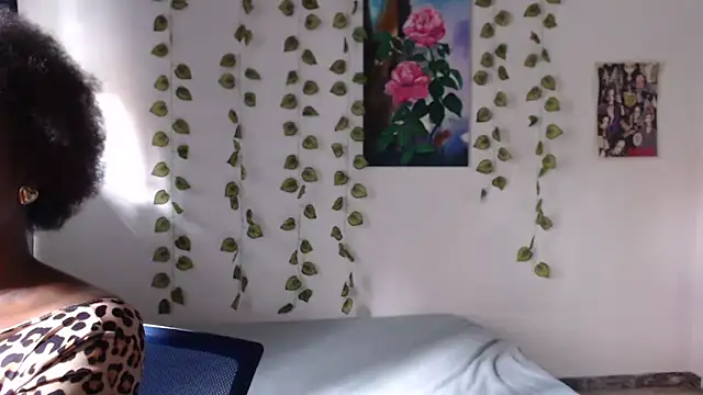 Snapshot of Stela__Gs chatting on February 3, 8:47 pm Stela Gs online show from February 3, 8:47 pm