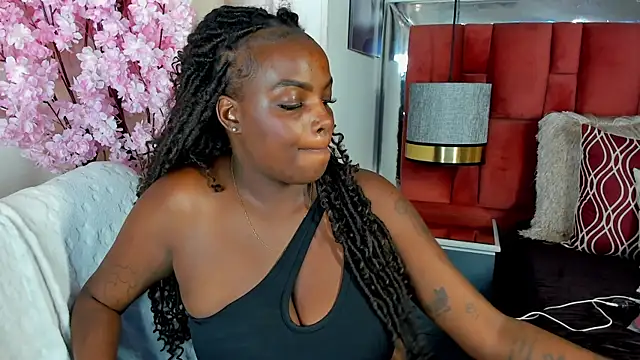 NatyParker online show from December 15, 2:10 pm