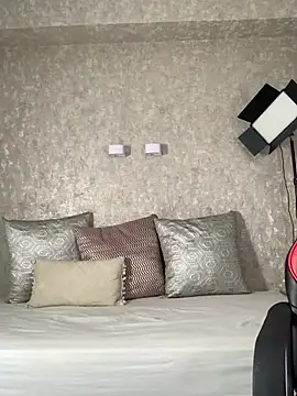 Snapshot of genesissara chatting on February 21, 1:50 am genesissara online show from February 21, 1:50 am