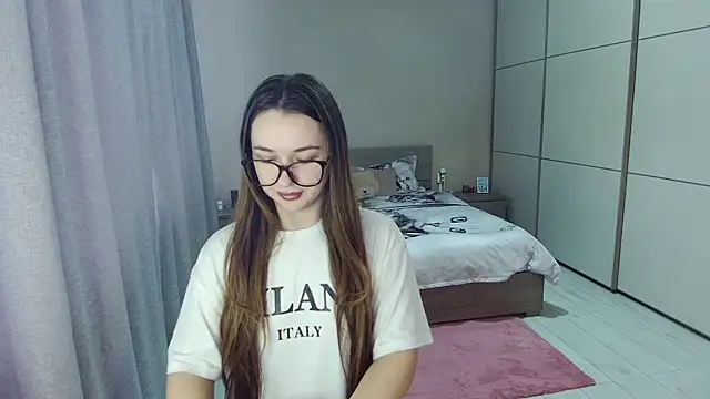 singletrouble online show from February 7, 11:47 am