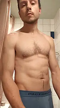 Snapshot of Vyda4 chatting on November 6, 6:42 pm Vyda4 online show from November 6, 6:42 pm