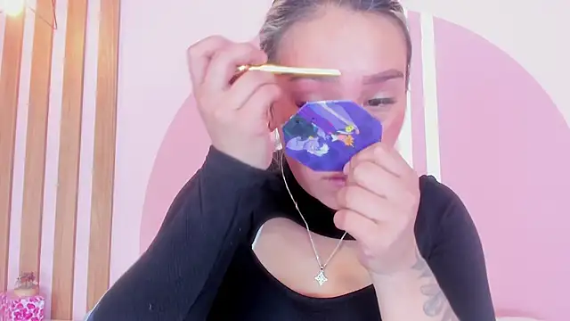 Lannajansen online show from March 21, 2:31 pm