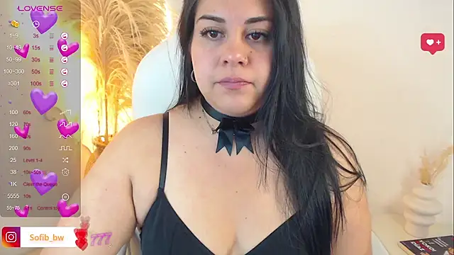 Sofi BBW online show from February 21, 12:50 pm