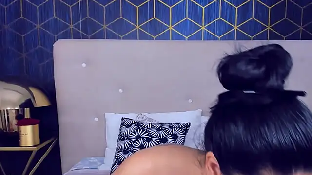 ValeryBlakes online show from September 9, 5:45 pm